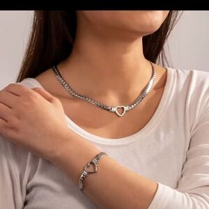 Elegant Silver Heart Necklace and Bracelet Set